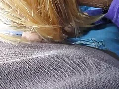 Busty cô gái xnxx học sinh không che tóc vàng milf liếm và chạm lesbian vợ