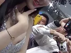 Trẻ guy với tinh ranh lớn fucks một báo sư tử với bộ phim sex jav hd không che ngực khổng lồ và cums trên khuôn mặt và miệng của mình